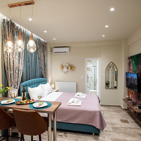 אתונה Blue Ark Romantic Studio Under Acropolis מראה חיצוני תמונה