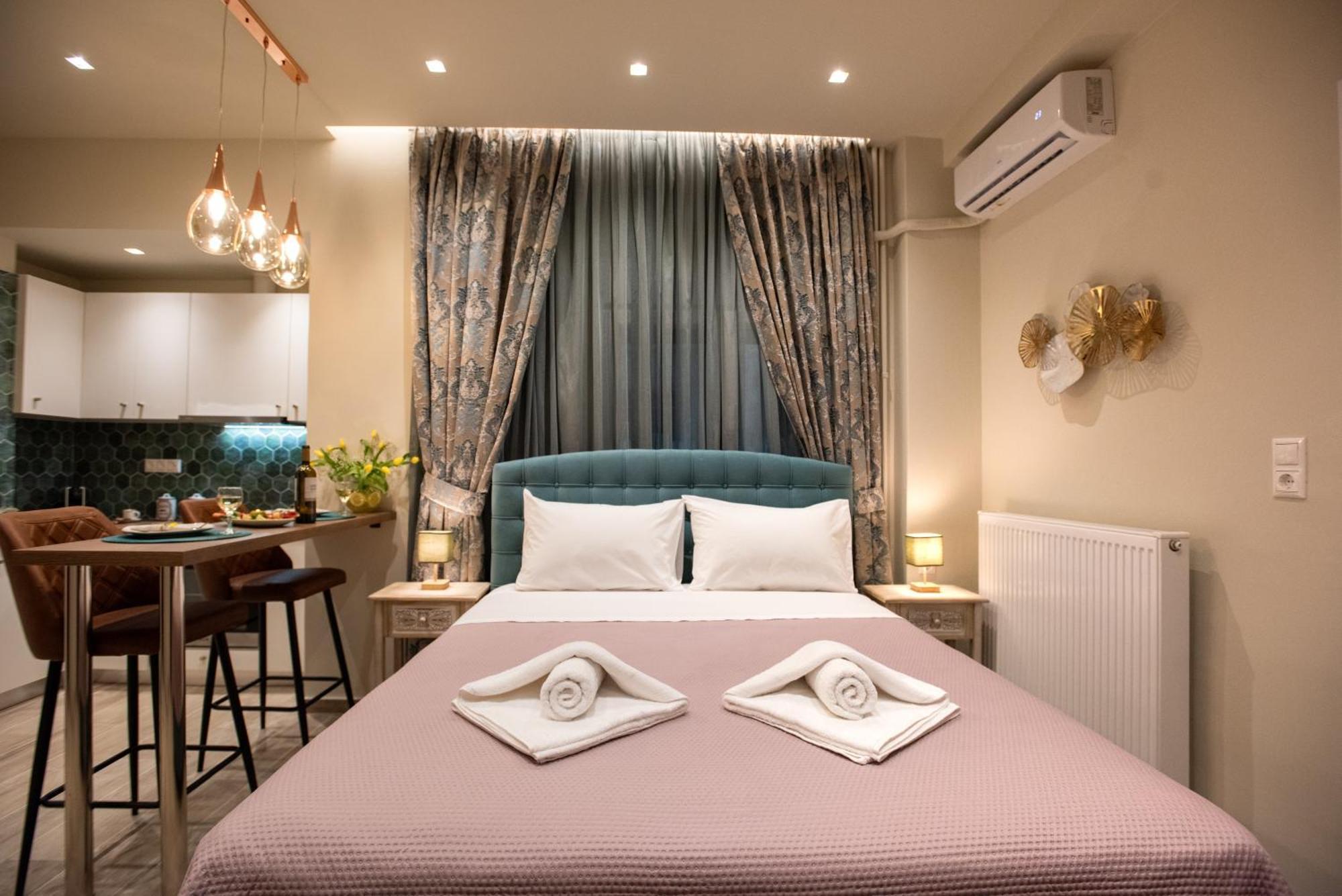 אתונה Blue Ark Romantic Studio Under Acropolis מראה חיצוני תמונה